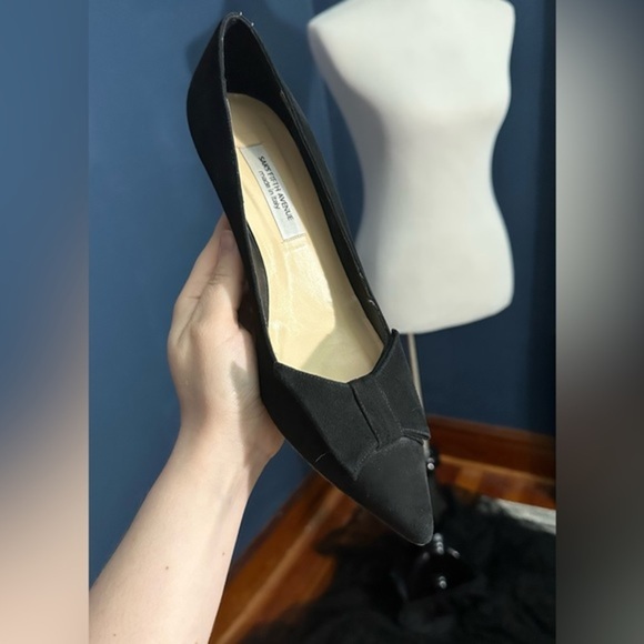 Saks Fifth Ave Pointed Bow Velvet Heels Size 8.5 - Picture 4 of 10
